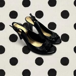 Vintage Black leather slingback heel bow Made In Italy Antonio Melani size 6 1/2